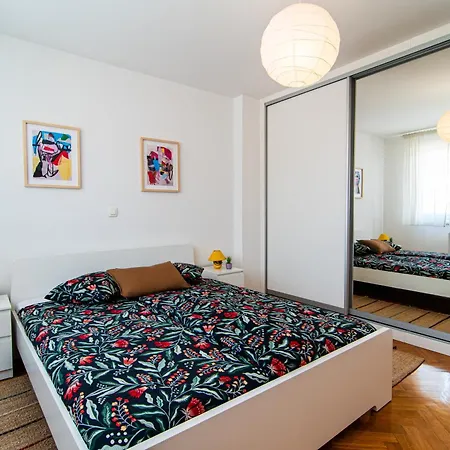 Flexible Selfcheckins 96 - Zagreb - 2 Bedrooms - Wifi Exterior photo