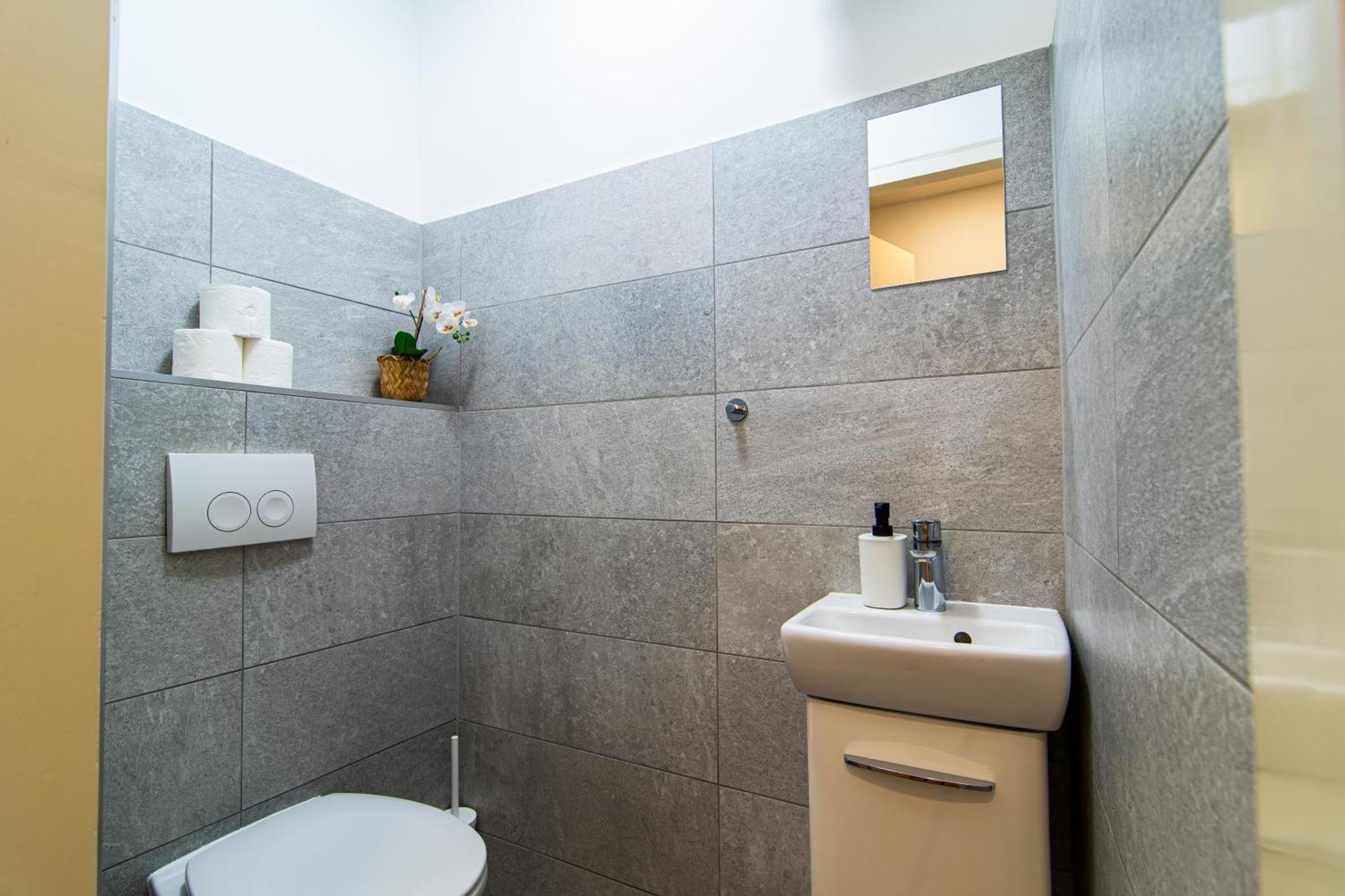 Flexible Selfcheckins 96 - - 2 Bedrooms - Wifi